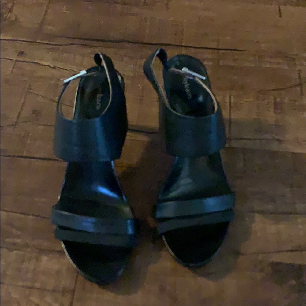 Black High heels